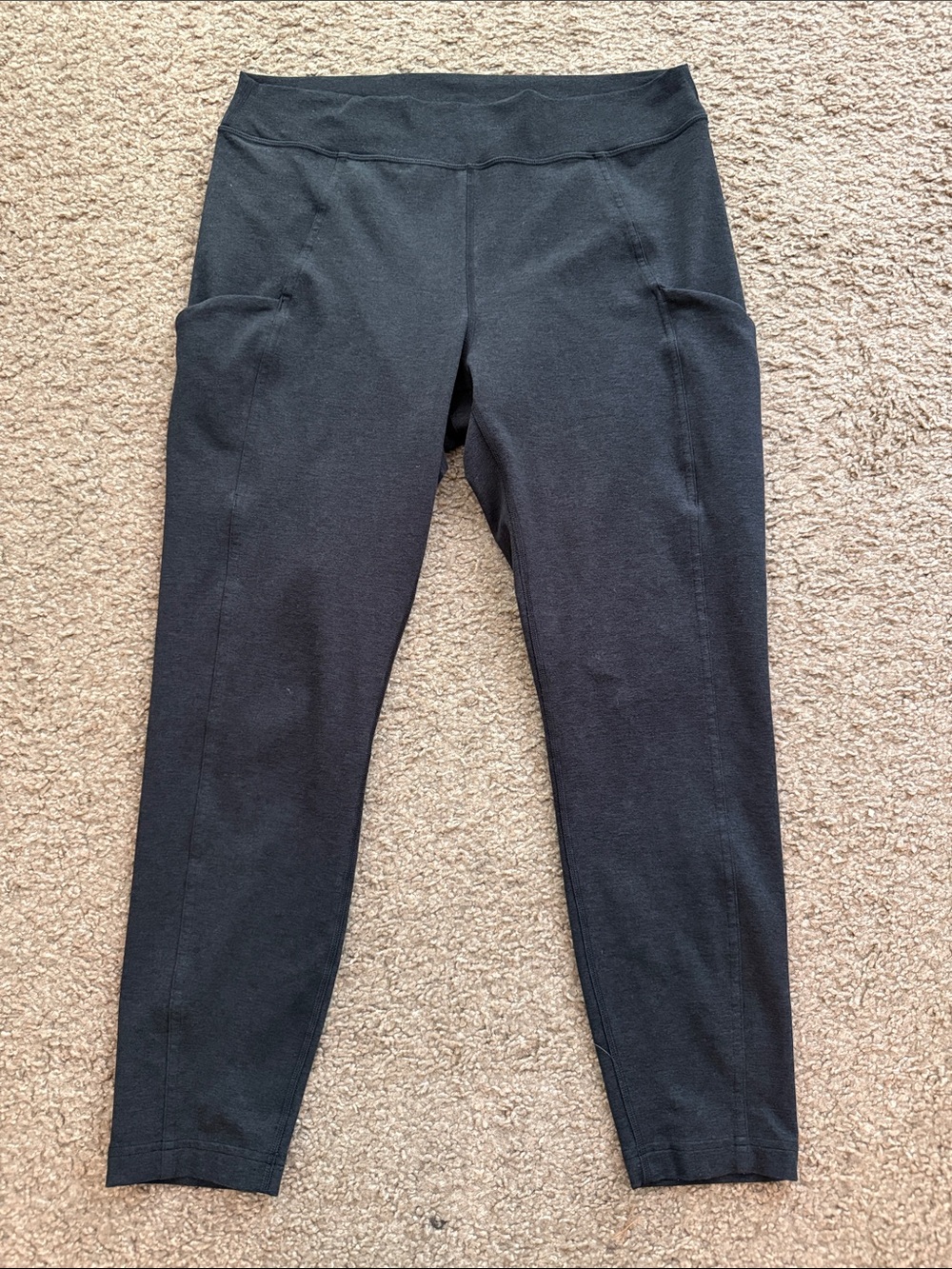 lululemon athletica Black Leggings with Side Pockets